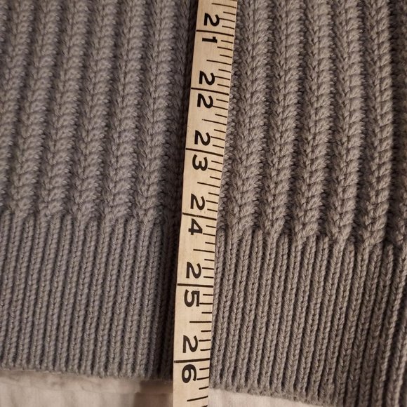 NWT Athleta grey Teton v-neck sweater, Size XS - Picture 8 of 9